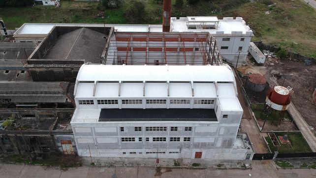 La vieja Central Caseros ya deja ver su futuro como centro cultural