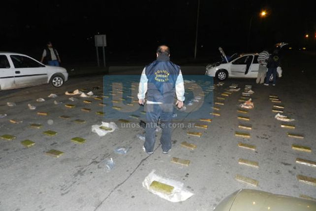 Cayó narcotraficante  con arma de guerra y 169 kilos de marihuana en Rosario