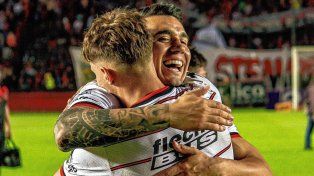 Colón superó a Defensores de Belgrano y lo pasó en la tabla de la zona B.