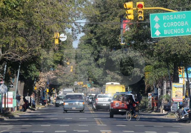 Estado de las calles. Vecinos denuncian que por la intransitabilidad no circula la policía. UNO de Santa Fe/Manuel Testi