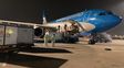 Llega a la noche desde China el primer lote con un millón de vacunas Sinopharm