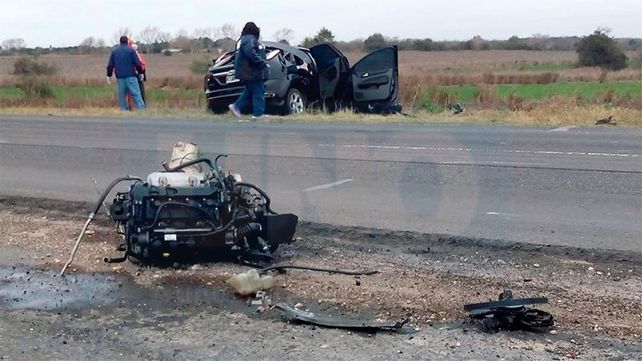 Ruta 18 trágica: Autos chocaron de frente y dos personas perdieron la vida