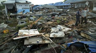 Más de 420 muertos por el tsunami en Indonesia