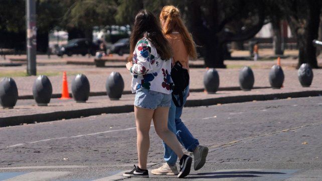 El tiempo en Rosario: el viernes arranca con frío y se espera una tarde templada