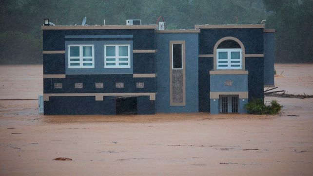 El huracán Fiona destruyó rutas y provocó cortes de luz e inundaciones en Puerto Rico