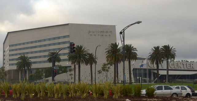 Allanamiento en el City Center en el marco de una investigación de la Afip por lavado