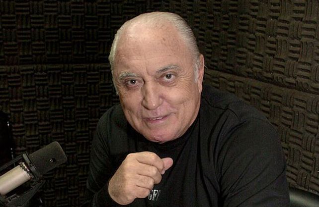 Cacho Fontana está internado en el Hospital Fernández por problemas pulmonares