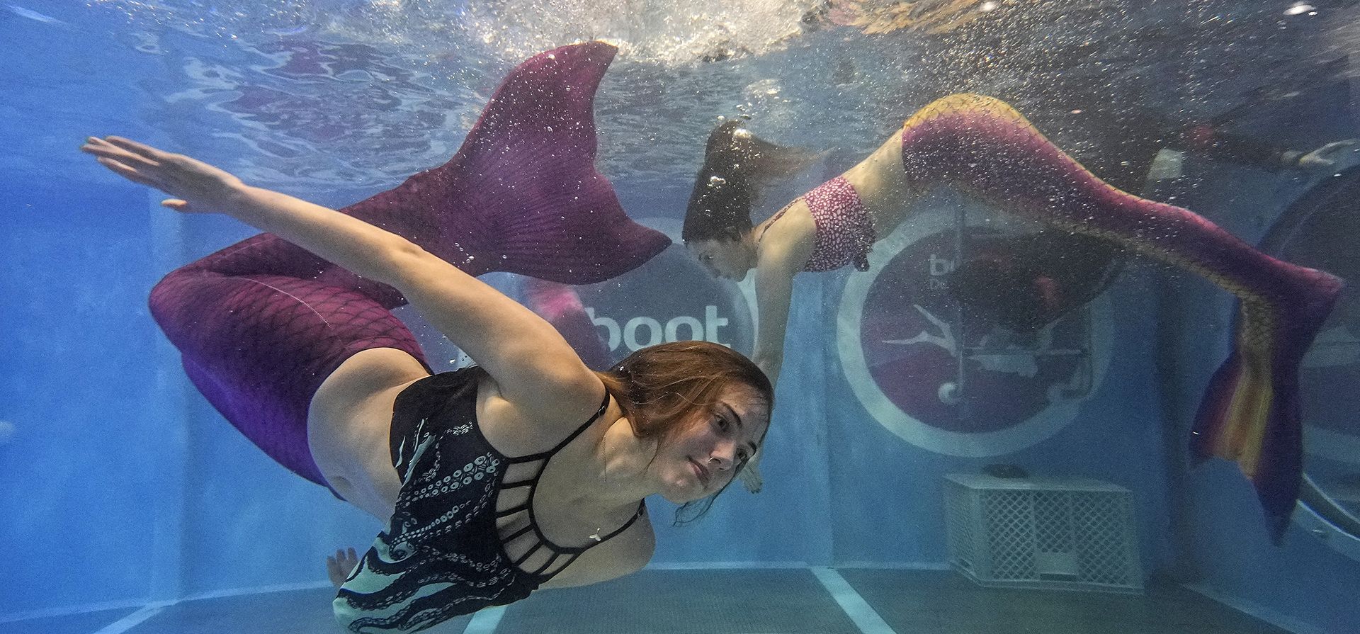 Visitantes prueban el llamado buceo libre