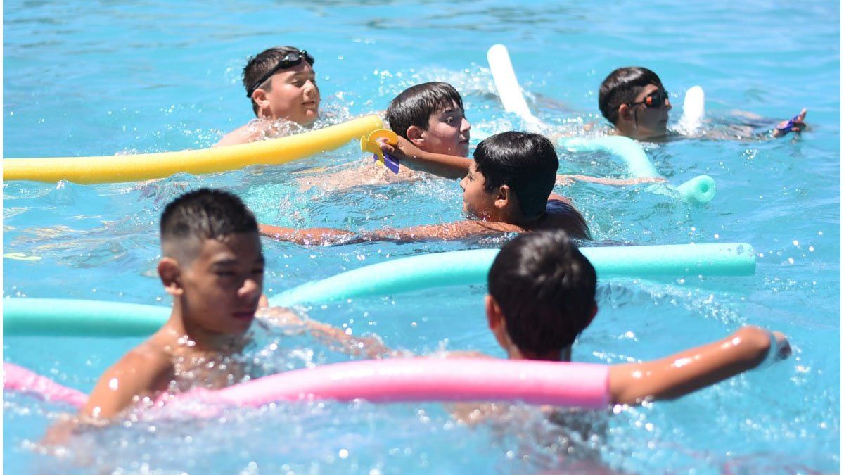 Recomendaciones para prevenir ahogamientos en niños y adolescentes en el verano