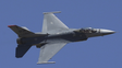El F-16 es un caza estadounidense nacido en los años 70, pero continuamente actualizado. Sería muy eficaz contra los bombarderos rusos.