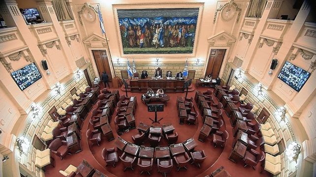 El lunes Diputados interpelará al ministro de Gobierno de Perotti por el plan de vacunación