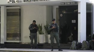 El Hotel República, en San Lorenzo y San Martín, es uno de los alojamientos donde los efectivos residen en la ciudad.