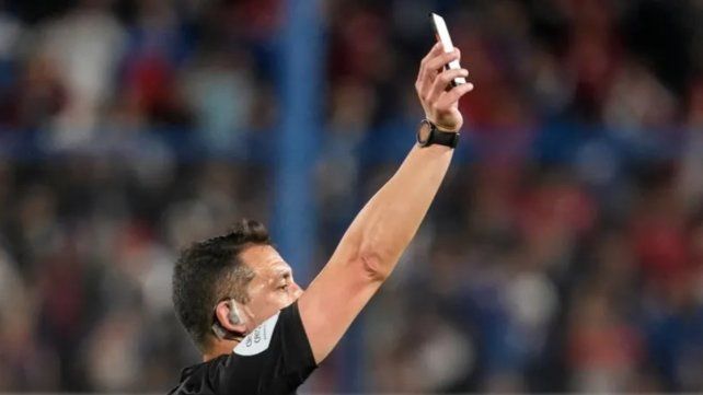 El fútbol uruguayo presentó las tarjetas virtuales: cómo funcionan y qué ventajas ofrecen