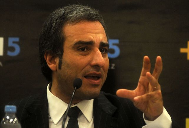 Cachi Martínez: La candidatura de Bonfatti es testimonial, después renunciará para ser candidato a senador nacional