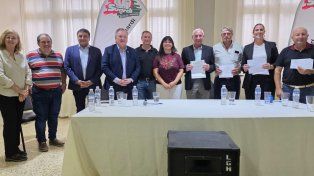 En Suardi el senador Michlig y el diputado González entregaron aportes gubernamentales y recorrieron obras en marcha&nbsp;