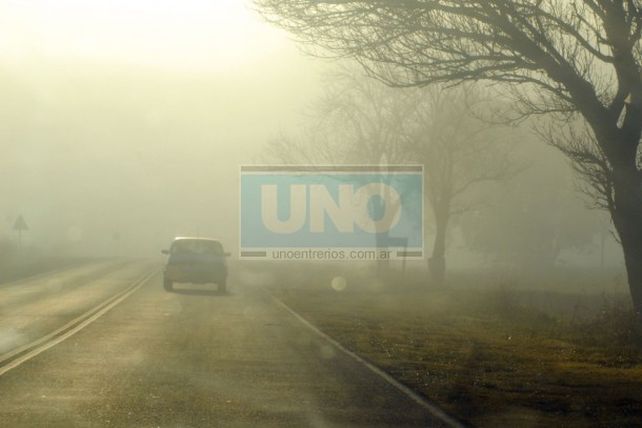 Alerta vial en rutas y autopistas de la región por la niebla