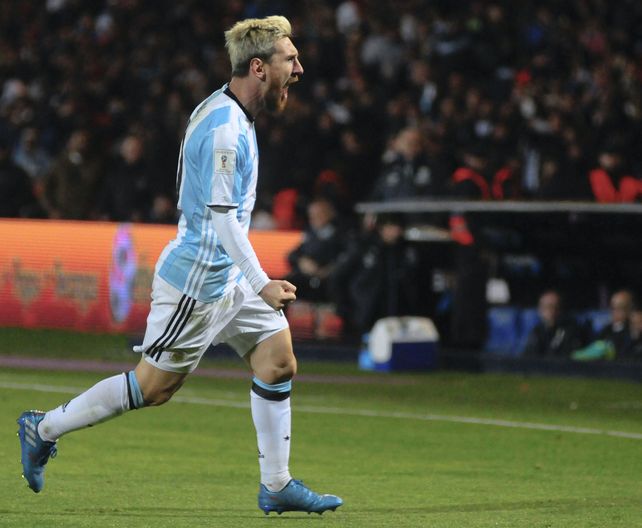 Con toda la furia. Messi grita el gol con alma y vida. La Pulga volvió con todo a la selección.