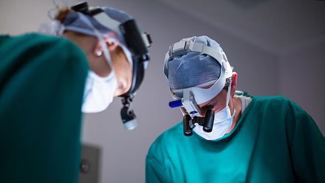Ordenan a la OSER a brindar una cirugía ocular que denegó por alegar que no estaba incluida en el Programa Médico Obligatorio (PMO)