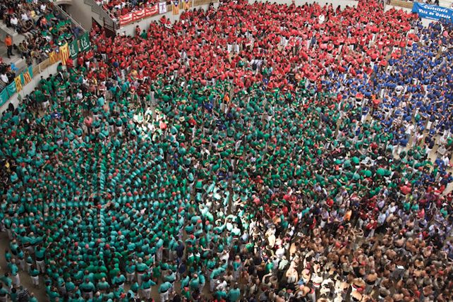 Impresionantes fotos de una tradición: los castillos humanos