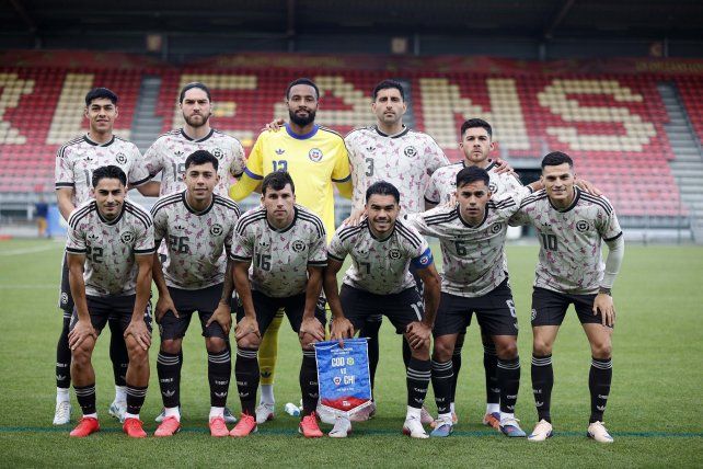 Pizarro (6) fue como titular en el triunfo de Chile sobre Congo
