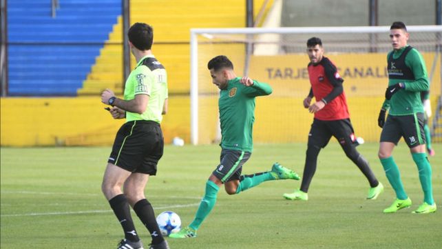 Los titulares de Central igualaron sin goles ante Patronato en un amistoso en Arroyo Seco
