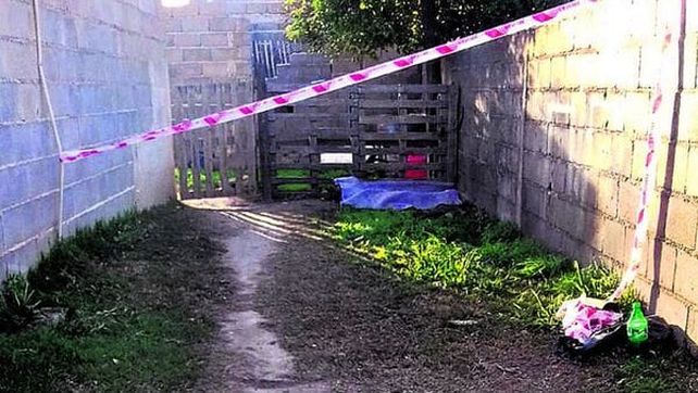 Una nena de 5 años fue a hacer un mandado y apareció muerta en el fondo de una casa vecina