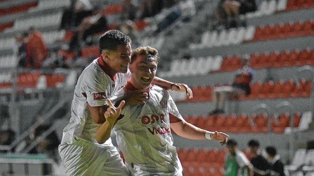 La Reserva de Unión igualó 2-2 con River.