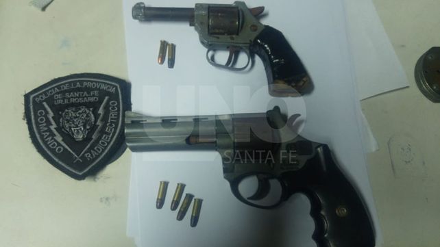 Aprehendieron a dos tiratiros armados después de una balacera