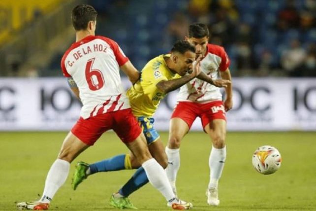 Robertone fue titular en el equipo español.