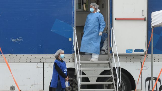 En Santa Fe y Rosario, octubre se mantiene como el mes con menos casos y muertes desde el inicio de la pandemia