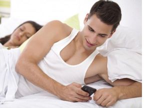 Un medicamento reduce el riesgo de que los hombres sean infieles y asoma la salvación del matrimonio