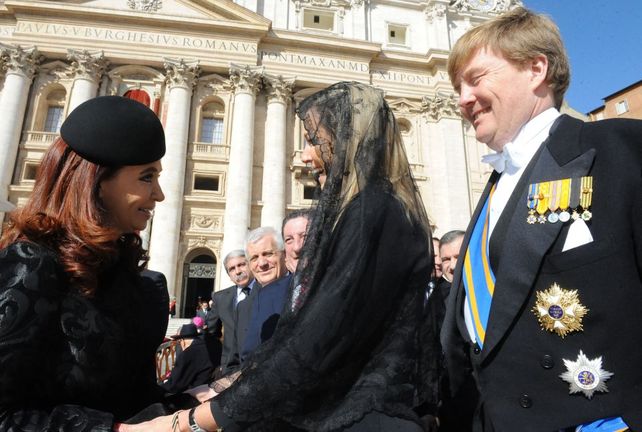 Cristina, Máxima y las mujeres más elegantes de la asunción del Papa argentino