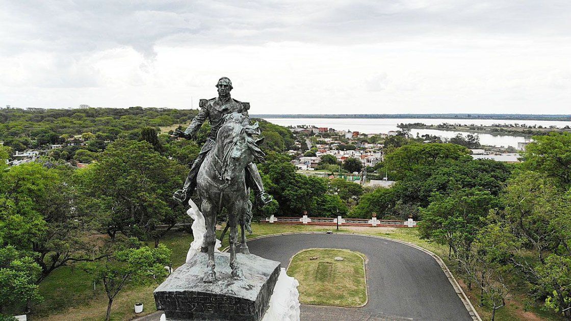 La ciudad celebra la elevación de la Villa de la Baxada del Paraná La ciudad celebra la elevación de la Villa de la Baxada del Paraná