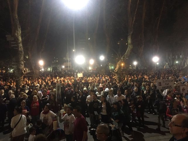 La multitudinaria movilización en reclamo de seguridad y justicia se hizo escuchar en Rosario
