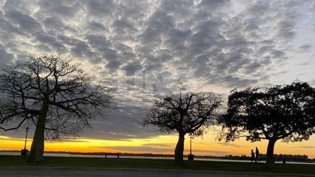 Se pronostica un miércoles nublado con vientos leves del sur