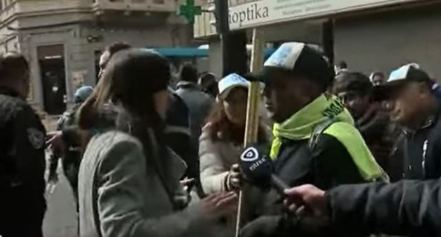 La secretaria de Control intervino en el corte de calle dispuesto en Paraguay y Santa Fe.
