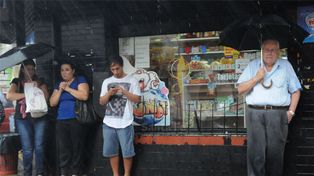 Cayeron más de 100 milímetros en Santa Fe y se renueva el alerta meteorológico