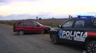 Una bebé de dos meses salió despedida en un vuelco cerca de Álvarez y está grave