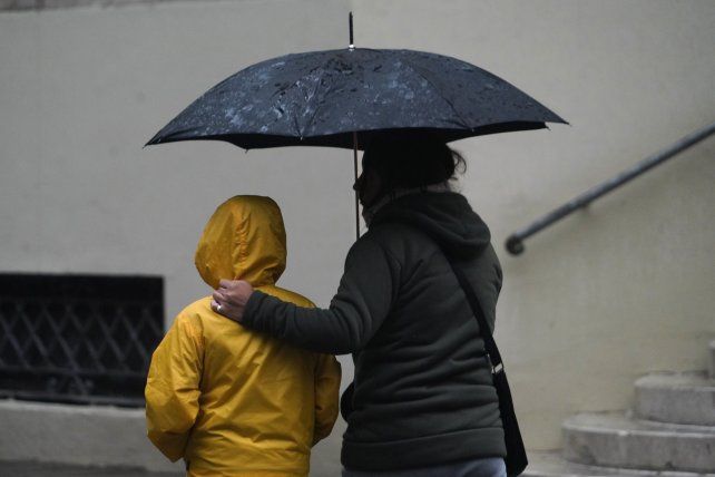 El tiempo en Rosario: lunes con fuertes ráfagas y posibles lluvias matinales