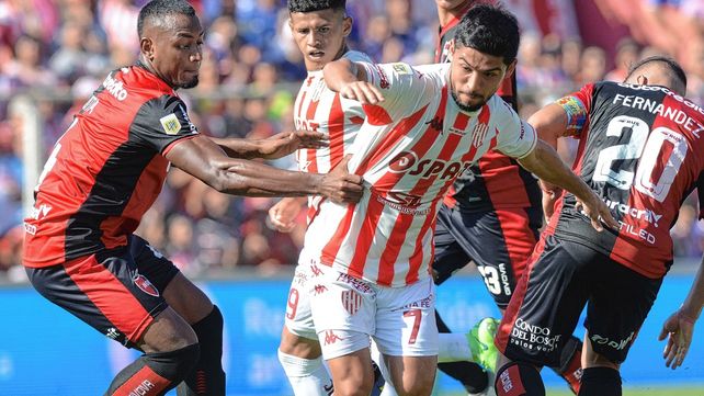 Unión venció 1 a 0 al equipo rosarino y quedó segundo en la Zona A.
