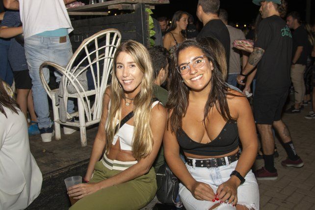 Eugenia Jara y María Vita.   