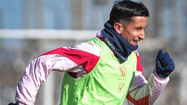 Cañete arranca otra vez relegado en Unión y sus chances de renovar se desvanecen