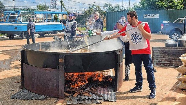 Una vez más se estará realizando el arroz con pollo solidario con más de 1.100 porciones.