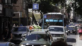 La Municipalidad de Rosario acaba de anunciar la puesta en marcha de un plan de ordenamiento y modernización del tránsito, que incorpora acciones atravesadas por el uso de nuevas tecnologías.