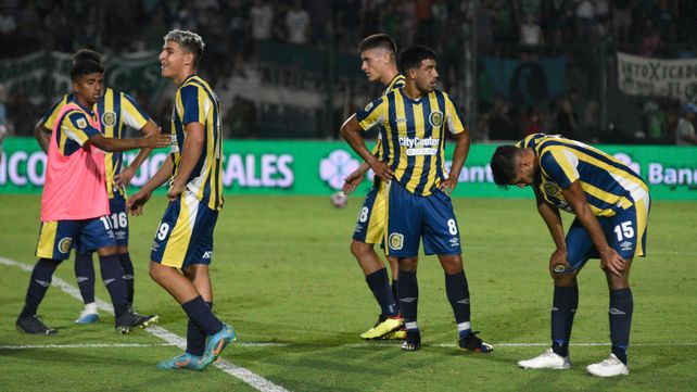 Los futbolistas canallas sufren lo que fue la caída en Junín