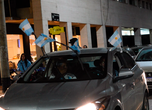 Murió una mujer de 45 años al caer de una camioneta durante los festejos por la selección argentina
