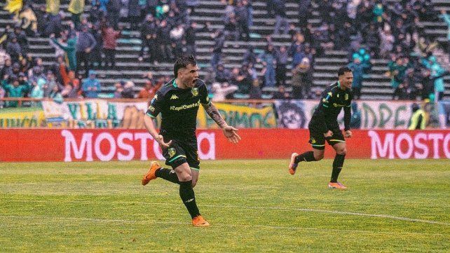 Aldosivi le ganó un partido clave a Atlético Tucumán y da pelea para seguir en Primera