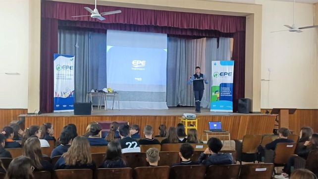 Este esfuerzo de la empresa de llegar a la mayor cantidad de escuelas y alumnos