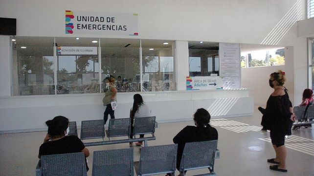 Cuál es la evolución de la beba de 4 meses con tos convulsa internada en el hospital Iturraspe