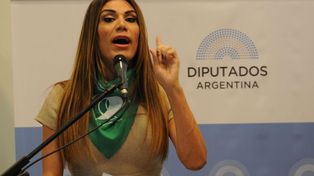 Fuerte discurso de Flor de la V en el debate por el aborto 